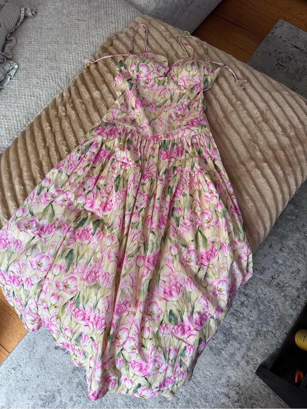 En Saison Arya Floral Midi Dress - Picture 2 of 9